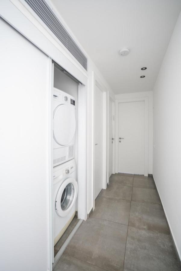 Yefet - By Beach Apartments Tlv Тел Авив Екстериор снимка